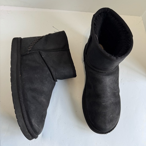 UGG Classic Mini Deco Snow Boots \'Black Grey Men’s. Size 13 main image 8